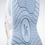أبيض ftwr / أزرق سائل / أصفر سام حل أحذية كرة السلة منتصف Reebok 0NZ0F62 - Image 8
