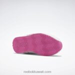 أطفال أبيض ftwr / وردي حقيقي حذاء رويال سي ال جوغ 3 - مرحلة ما قبل المدرسة Reebok 0NZ0F1419 - Image 5