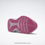 أطفال نقي رمادي 2 / وردي حقيقي / أبيض ftwr حذاء XT Sprinter سهل الارتداء - مرحلة ما قبل المدرسة Reebok 0NZ0F1439 - Image 5