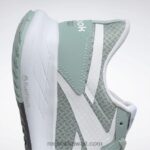 الرمادي الساحلي / أبيض ftwr / رمادي نقي 8 إنرجين بلس 2 حذاء جري نسائي Reebok 0NZ0F628 - Image 7