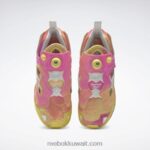 الطباشير / الأساسية الأسود أحذية الغضب instapump مبتسم Reebok 0NZ0F197 - Image 10