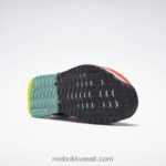 توهج برتقالي / قلب أسود / أصفر حامض شمسي حذاء تدريب nano x2 tr Adventure للرجال Reebok 0NZ0F1116 - Image 7