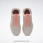 توهج ecru / كانيون مرجاني / برتقالي ناعم أحذية التدريب nanoflex tr للسيدات Reebok 0NZ0F297 - Image 6