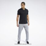 رجال أسود قميص بولو جاهز للتمارين الرياضية Reebok 0NZ0F1228 - Image 2