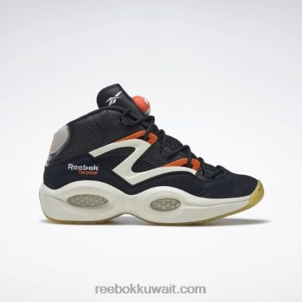 قلب أسود / أبيض كلاسيكي / طباشير سؤال مضخة أحذية كرة السلة Reebok 0NZ0F91
