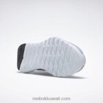 قلب أسود / أرجواني واحة / أبيض فتور حذاء فليكساجون فورس 4 نسائي للتدريب Reebok 0NZ0F215 - Image 5