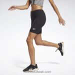 نحيف أسود شورت مجسم بشعار الماركة Reebok 0NZ0F436