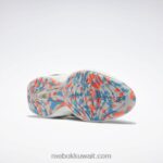نقي رمادي 2 / طباشير / كور أسود السؤال أحذية كرة السلة المنخفضة Reebok 0NZ0F36 - Image 5