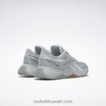نقي رمادي 2 / قدم أبيض / رمادي نقي 3 أحذية التدريب nanoflex tr للسيدات Reebok 0NZ0F276 - Image 4