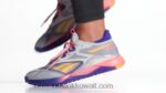 نقي رمادي 3 / أرجواني غامق / برتقالي مضيئة حذاء nano x2 tr Adventure للنساء Reebok 0NZ0F328 - Image 2