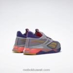 نقي رمادي 3 / أرجواني غامق / برتقالي مضيئة حذاء nano x2 tr Adventure للنساء Reebok 0NZ0F328 - Image 8