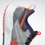 نقي رمادي 3 / الأساسية أسود / برتقالي مضيئة حذاء الجري النسائي floatride Energy 4 Adventure Reebok 0NZ0F324 - Image 9