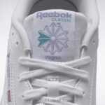 ftwr أبيض / أرجواني توهج / البط البري الكلاسيكي حذاء نسائي كلوب سي 85 نباتي Reebok 0NZ0F261 - Image 8