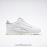 ftwr أبيض / طباشير / أرجواني منقوع جلد كلاسيكي يجعله حذاءك النسائي Reebok 0NZ0F209 - Image 3
