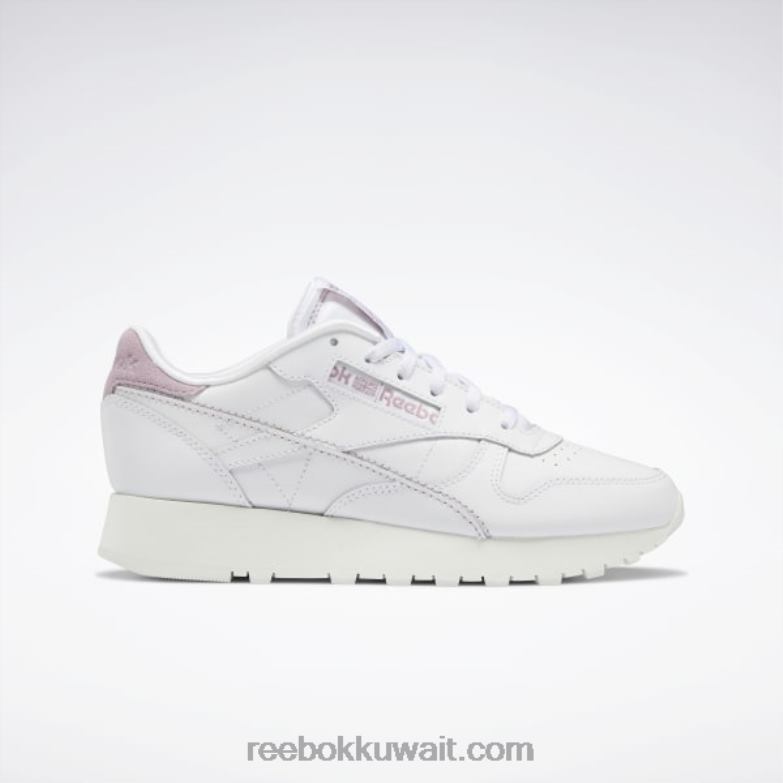 ftwr أبيض / طباشير / أرجواني منقوع جلد كلاسيكي يجعله حذاءك النسائي Reebok 0NZ0F209